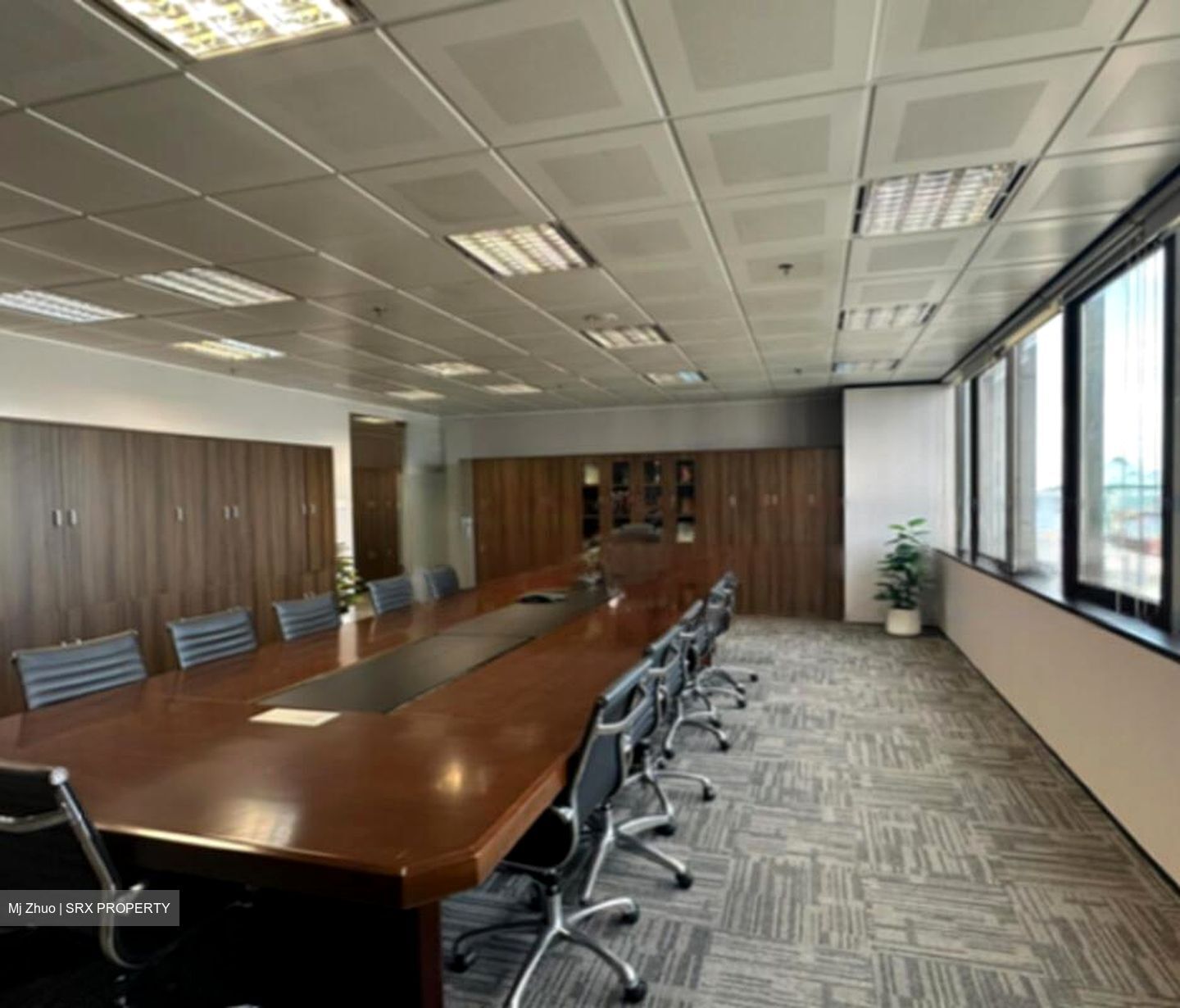 Southpoint (D2), Office #453256321
